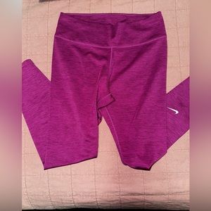 Nike leggings